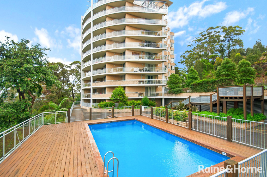 132/80 John Whiteway Dr, Gosford, NSW 2250