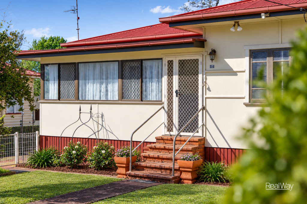 34 Vacy St, Newtown, QLD 4350