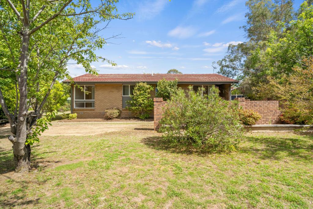 2 Snowden Pl, Wanniassa, ACT 2903