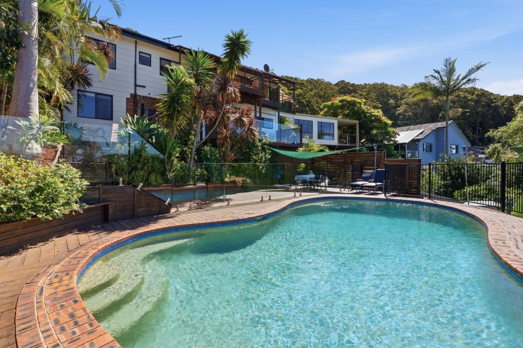 52 ALDINGA DR, WAMBERAL, NSW 2260