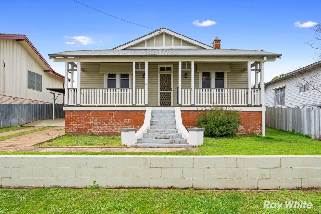 32 Commins St, Junee, NSW 2663