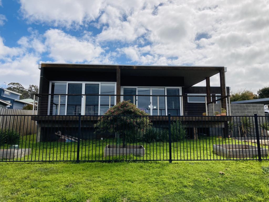 38 Carlton Bluff Rd, Primrose Sands, TAS 7173