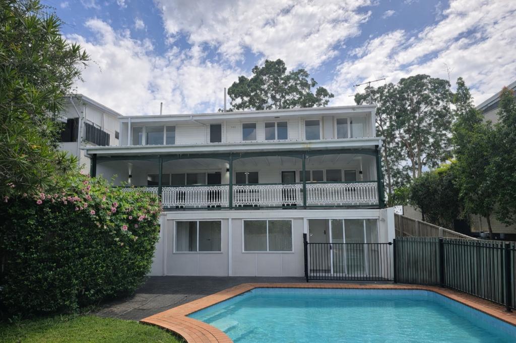 133 Seventh Ave, St Lucia, QLD 4067