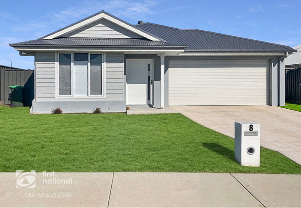 8 BUSHEL ST, LOCHINVAR, NSW 2321