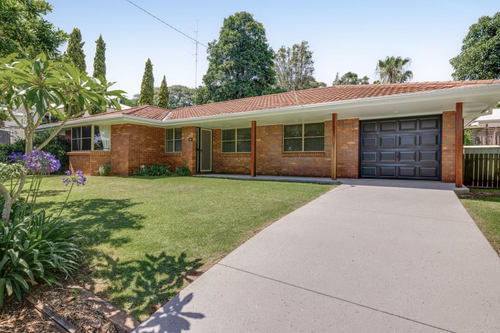 14b Dunmore St, East Toowoomba, QLD 4350