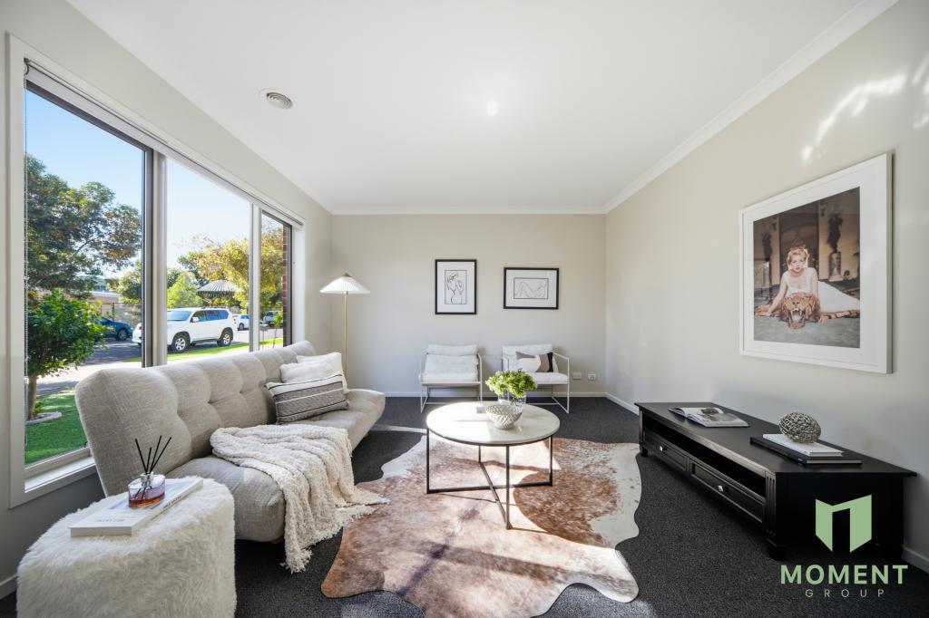 11 CLOVERDALE RD, TARNEIT, VIC 3029