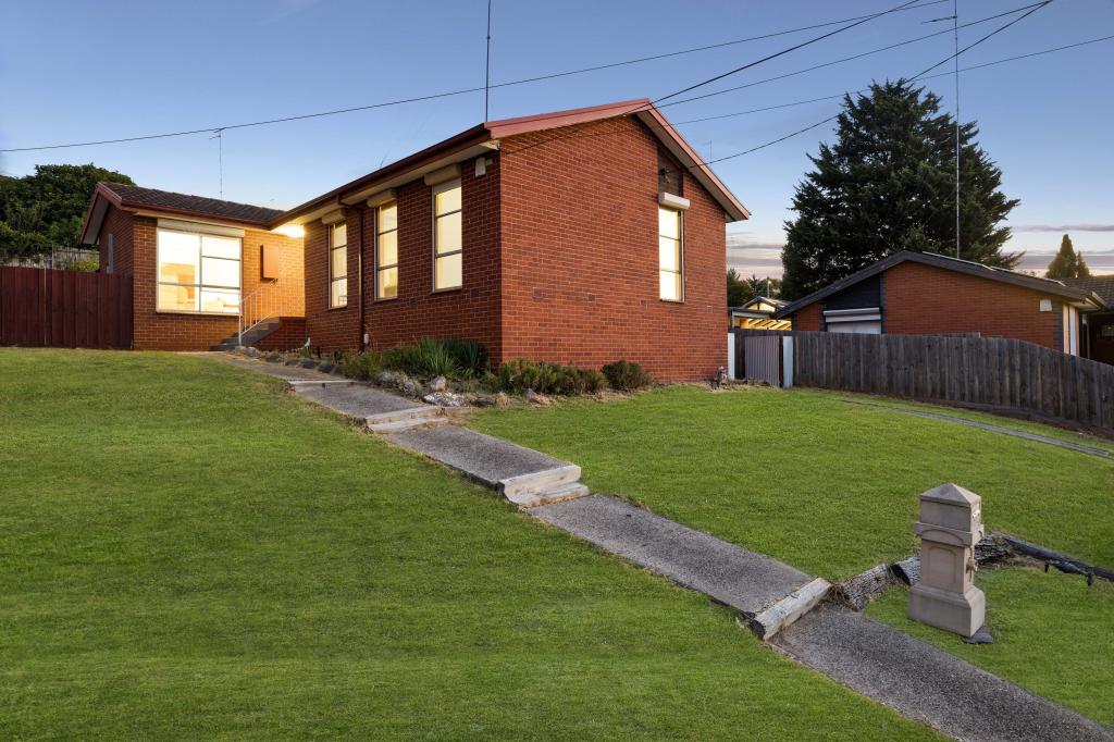 102 Ripplebrook Dr, Broadmeadows, VIC 3047