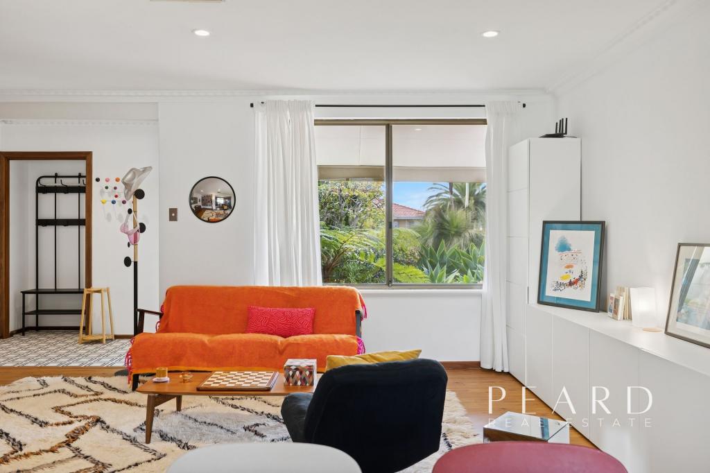 17 Jacaranda Dr, Ballajura, WA 6066