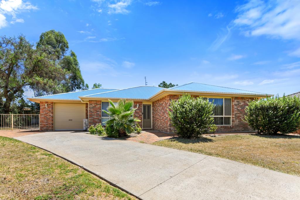 22 Karwin St, South Tamworth, NSW 2340