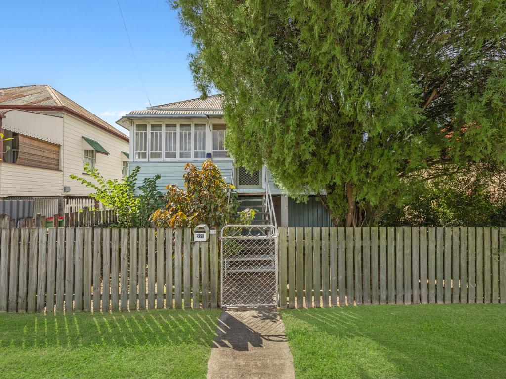 21 The Tce, North Ipswich, QLD 4305