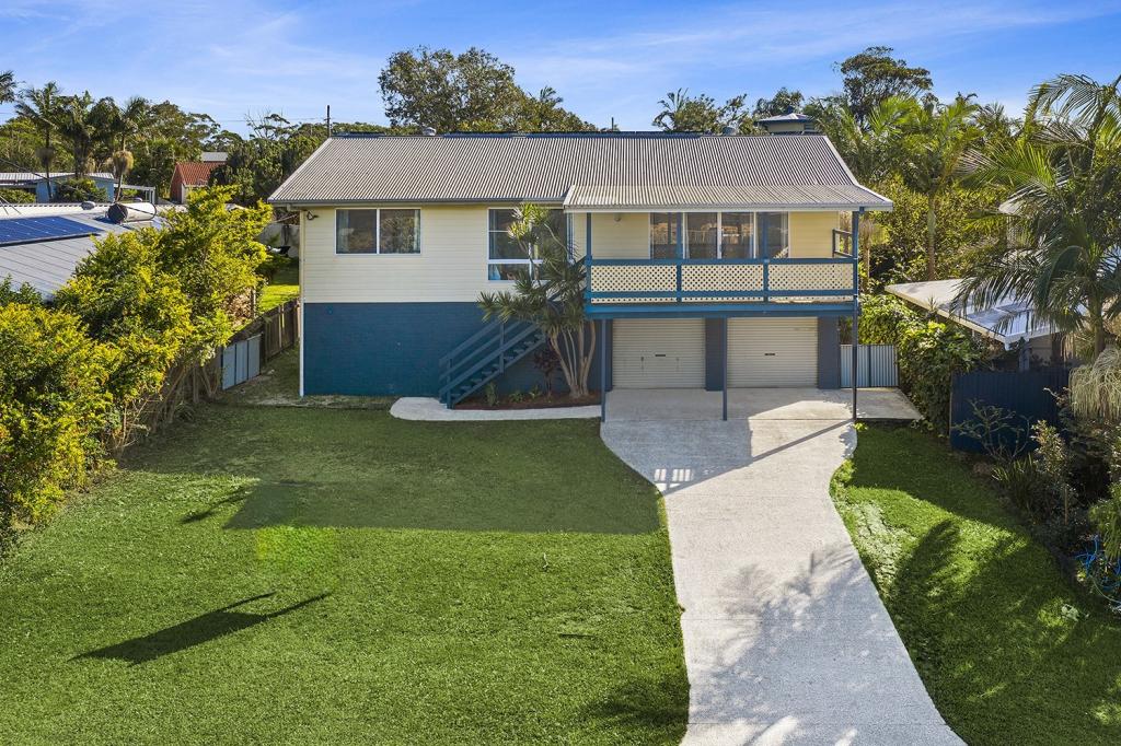 10 Burns Cres, Corindi Beach, NSW 2456