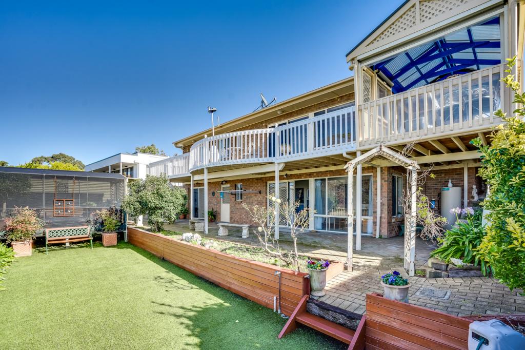 5 Edzell Ct, Victor Harbor, SA 5211