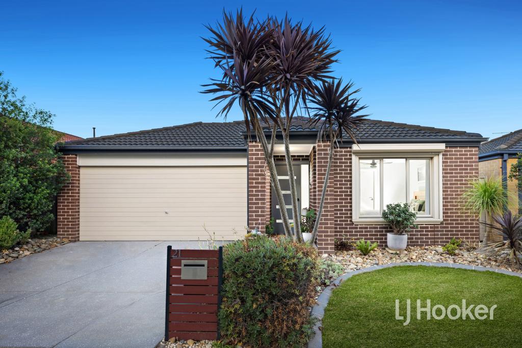 21 Bianca Cres, Cranbourne North, VIC 3977