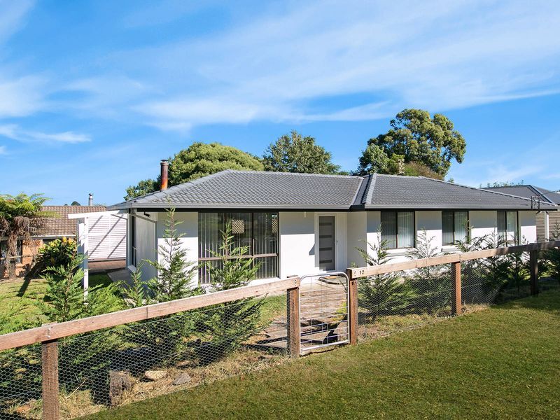 12 Main St, Robertson, NSW 2577