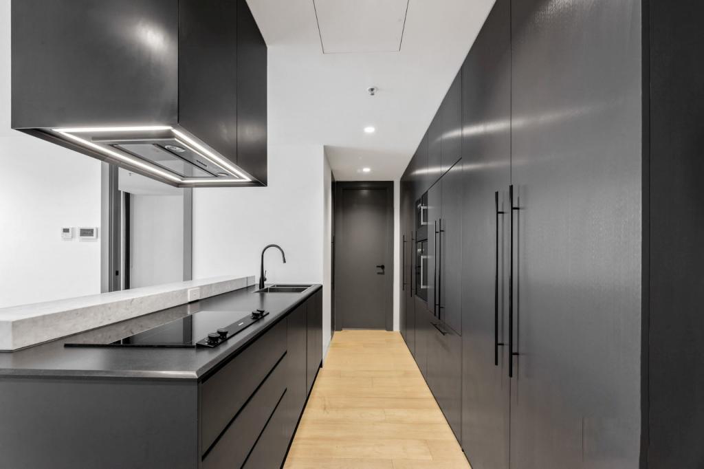 1406/25 Waterfront Way, Docklands, VIC 3008