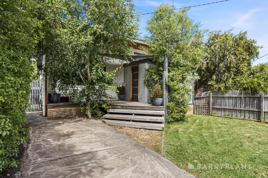 109 Sixth Ave, Rosebud, VIC 3939