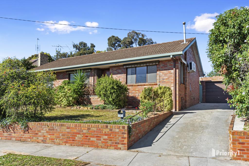 5 Marshall Cres, Kennington, VIC 3550