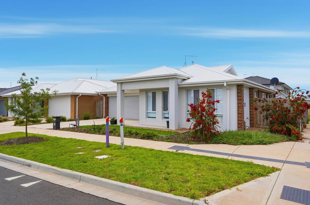 19 Millbrook Dr, Wyndham Vale, VIC 3024