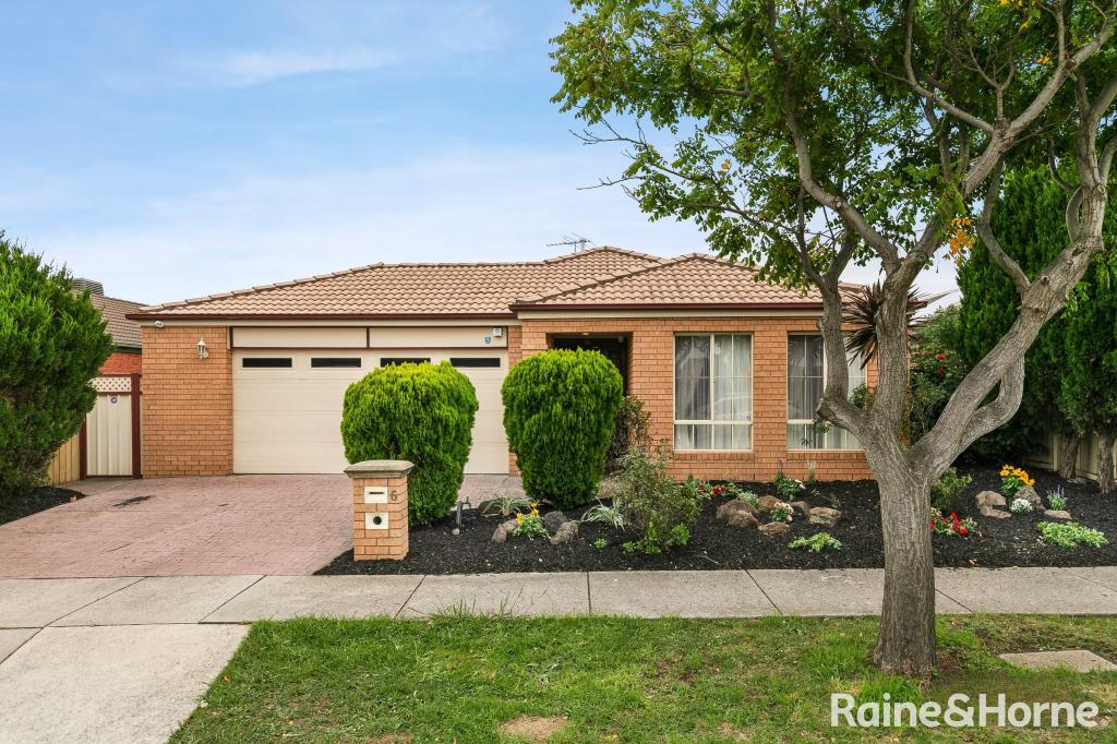 6 Spence Ave, Roxburgh Park, VIC 3064