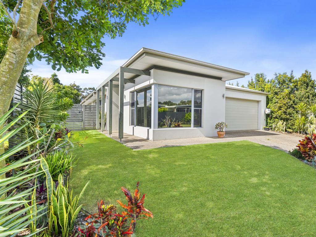 4 ELLABAY CRES, REDLAND BAY, QLD 4165