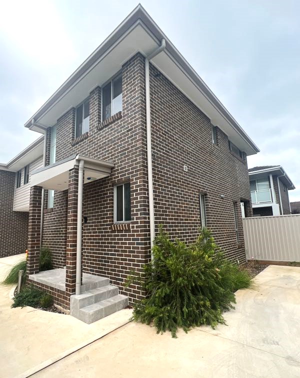 2/88 Brisbane St, Oxley Park, NSW 2760