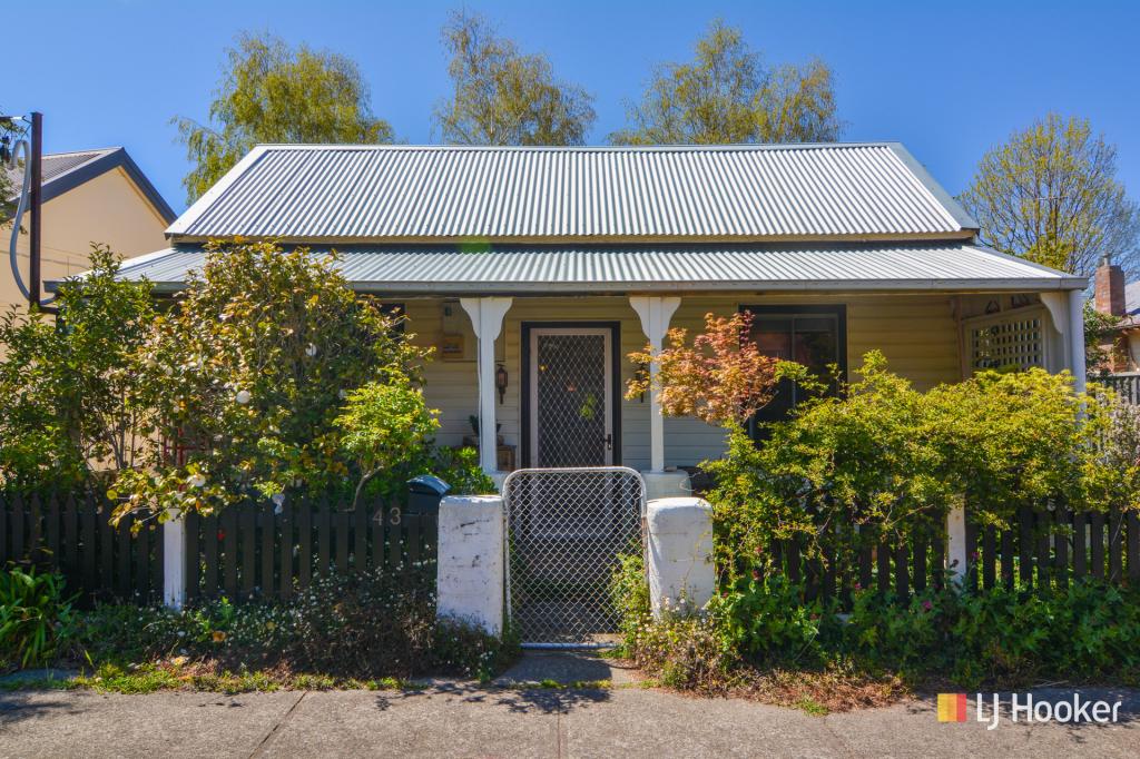 43 STEPHENSON ST, HERMITAGE FLAT, NSW 2790