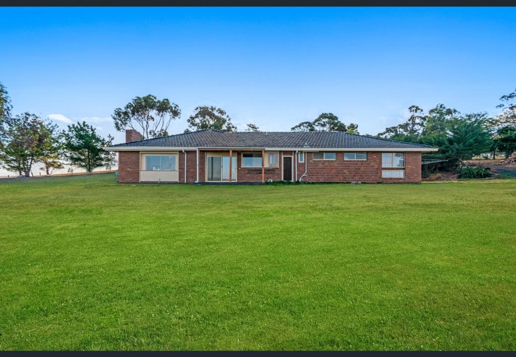 240 Swans Rd, Darley, VIC 3340