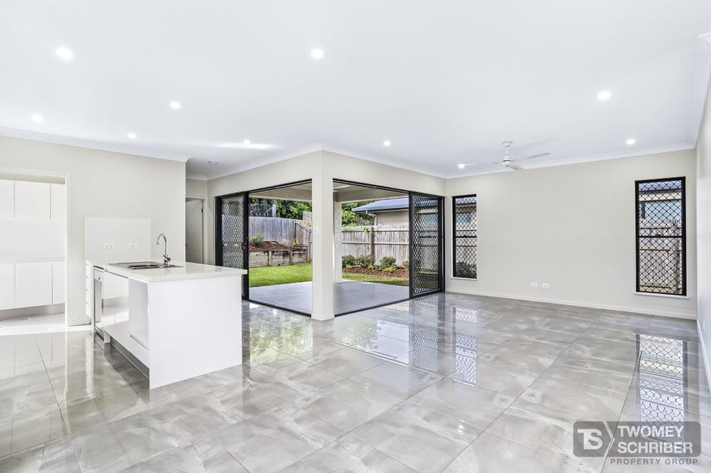 8 Seaford Ent, Kewarra Beach, QLD 4879