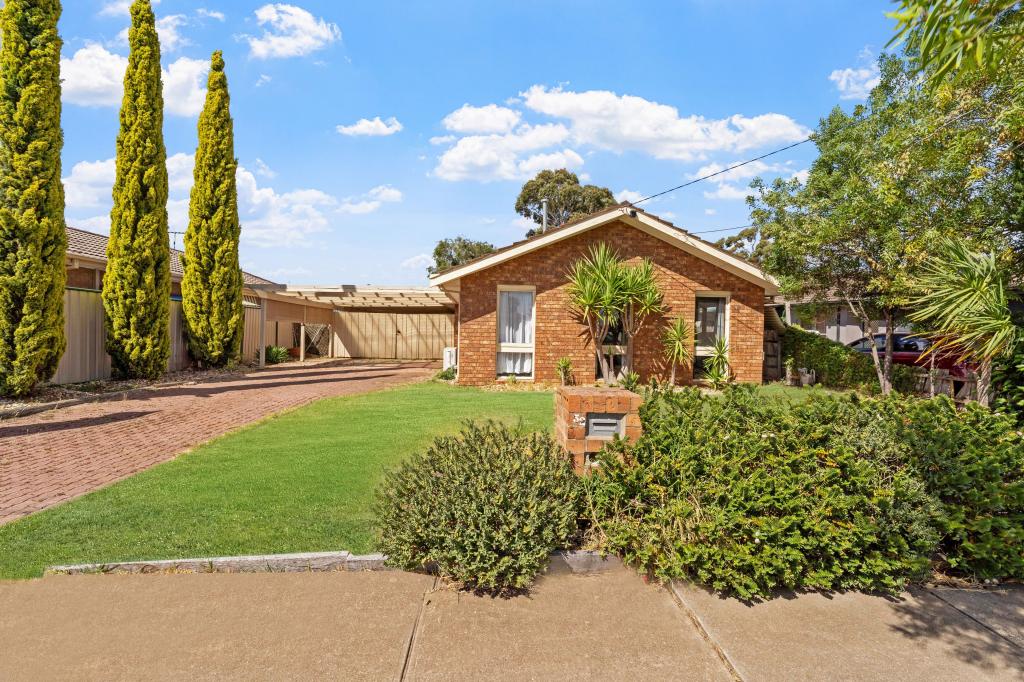 52 Childs St, Melton South, VIC 3338