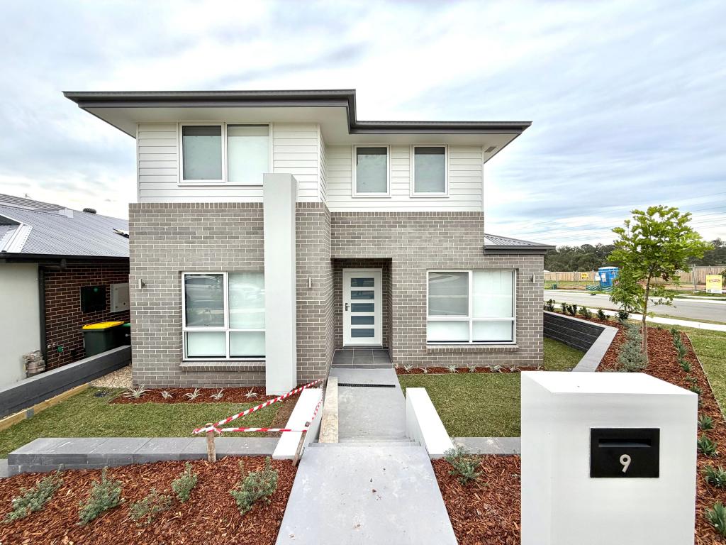 9 Hornblende St, Rouse Hill, NSW 2155