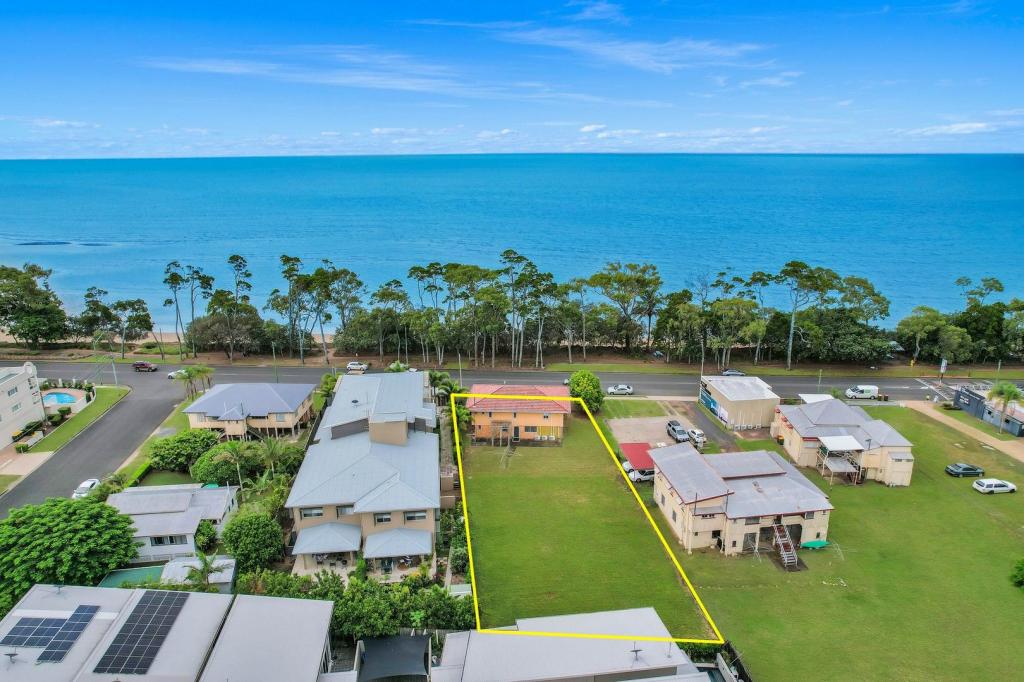 329 ESPLANADE, SCARNESS, QLD 4655