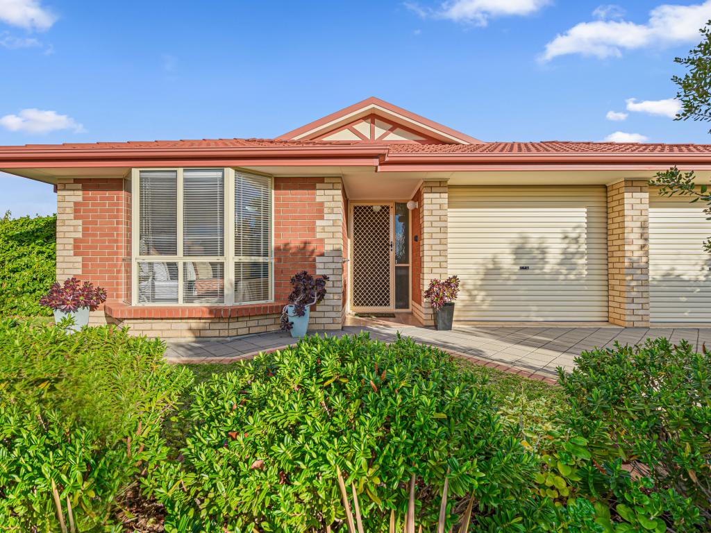 2 NOOSA CT, SEAFORD RISE, SA 5169