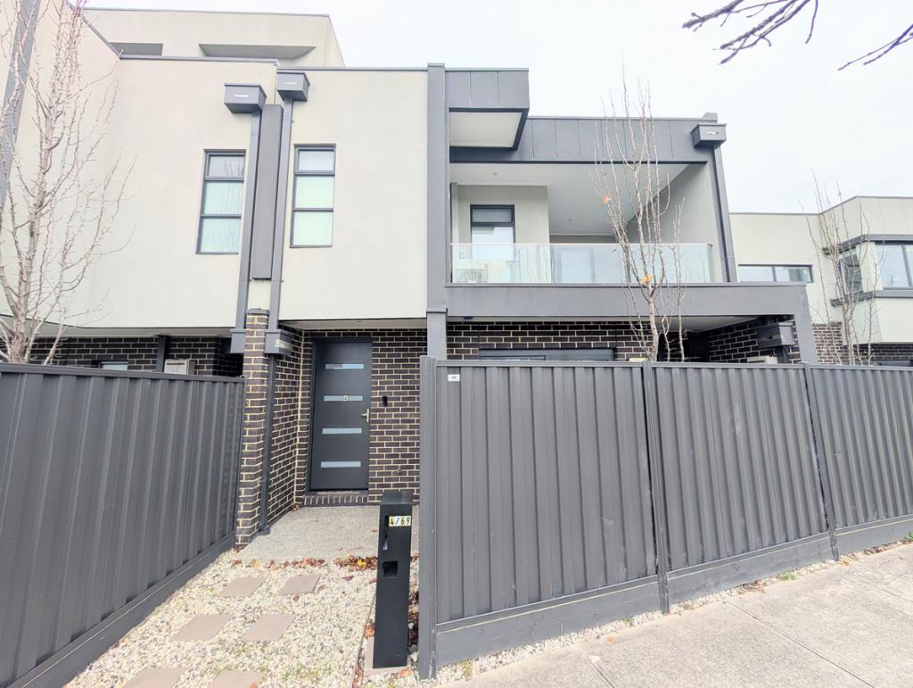 4/69 Dawnview Cres, Roxburgh Park, VIC 3064