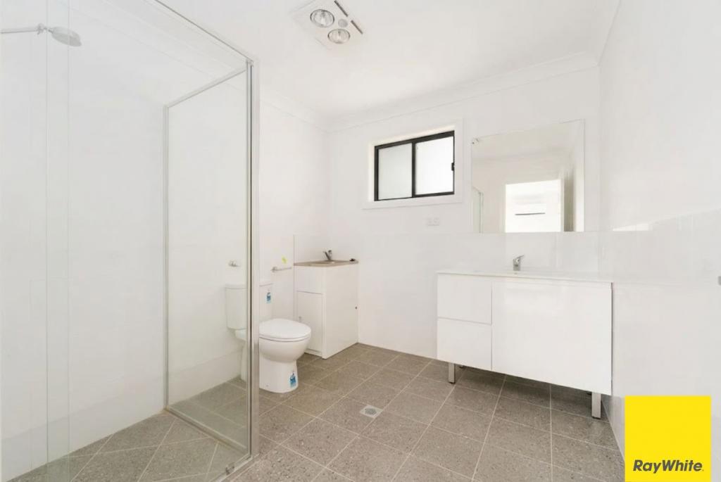 2/3 Frizell Cres, Armidale, NSW 2350