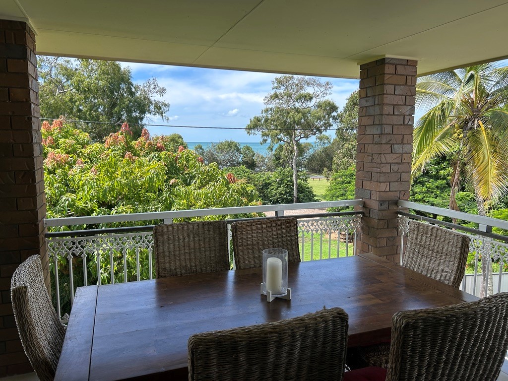 16 Mant St, Point Vernon, QLD 4655