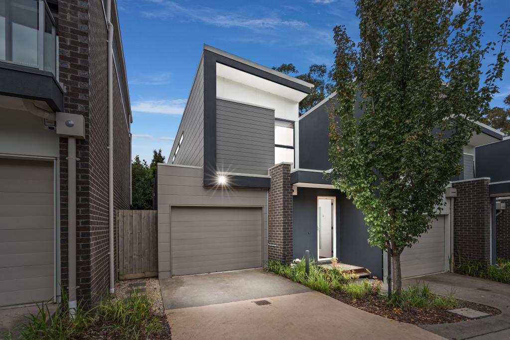 14 Zephyr Cl, Ringwood, VIC 3134