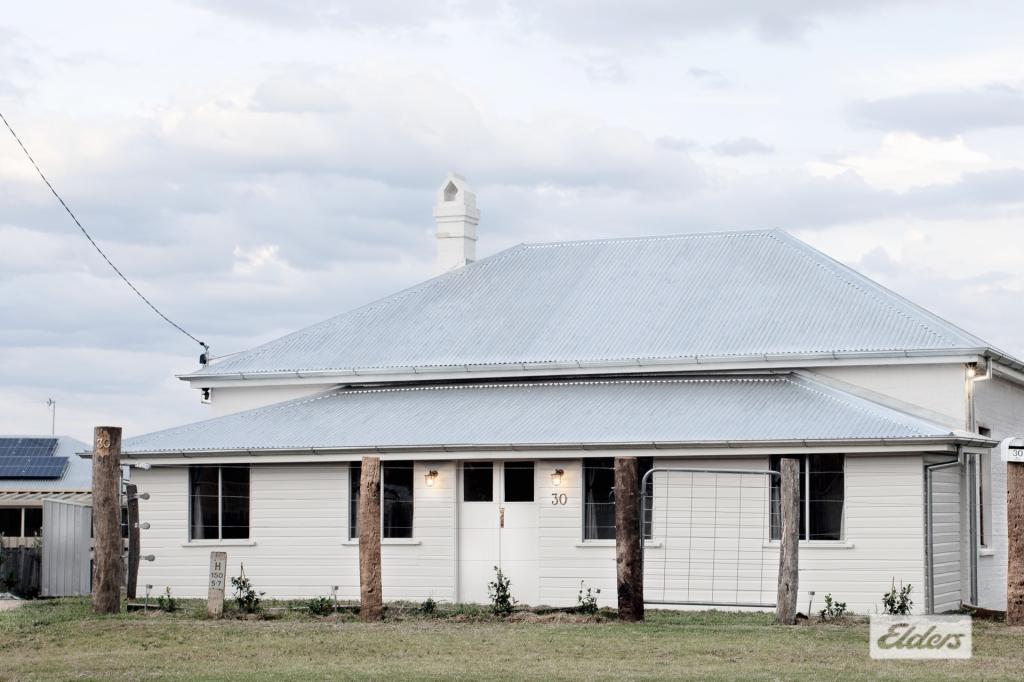 30 Mcevoy St, Warwick, QLD 4370