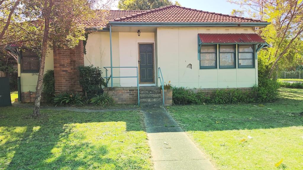 28 First Ave, Seven Hills, NSW 2147