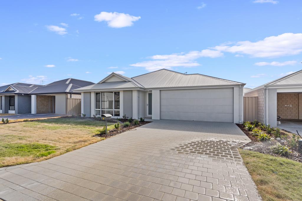 7 DOLLY LINK, SECRET HARBOUR, WA 6173