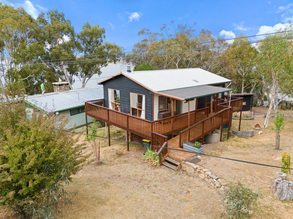 7 Clancy St, Old Adaminaby, NSW 2629