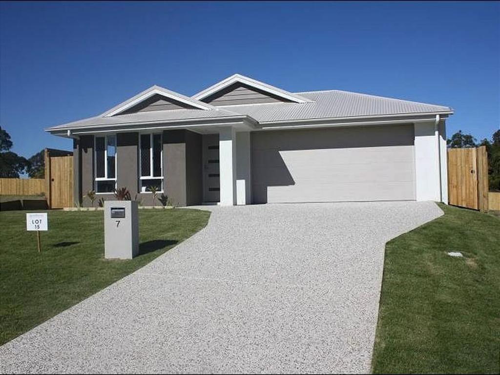 7 Mark Winter Ct, Bellbird Park, QLD 4300
