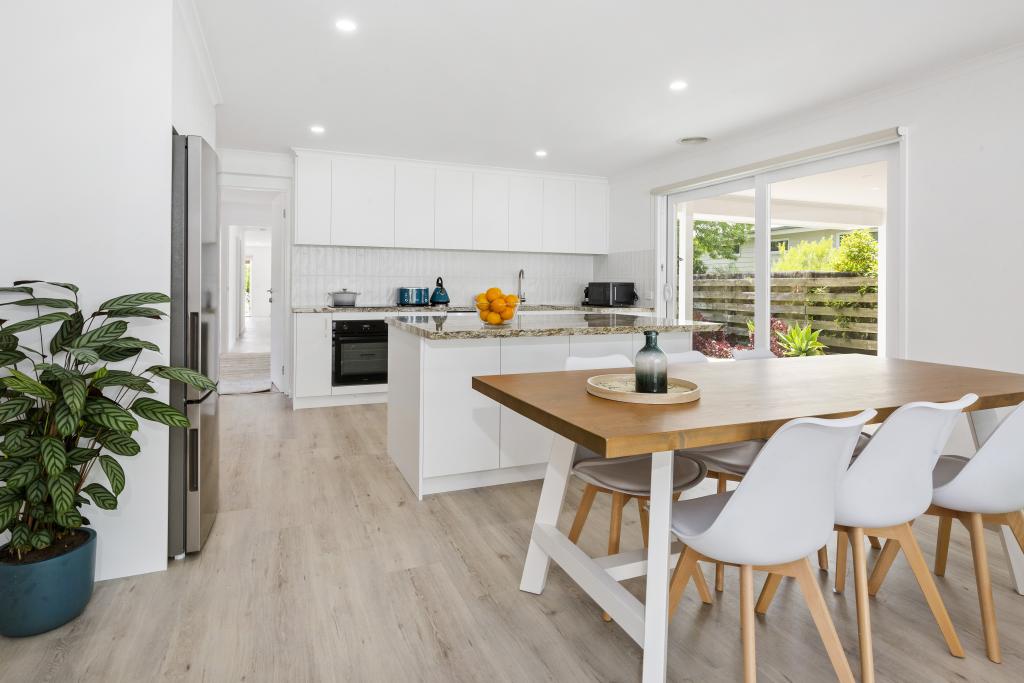 2 Kara Ct, Blairgowrie, VIC 3942