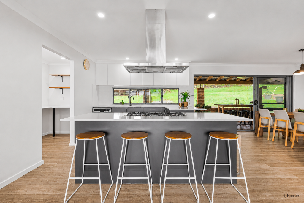 154 DARLINGTON DR, BANORA POINT, NSW 2486