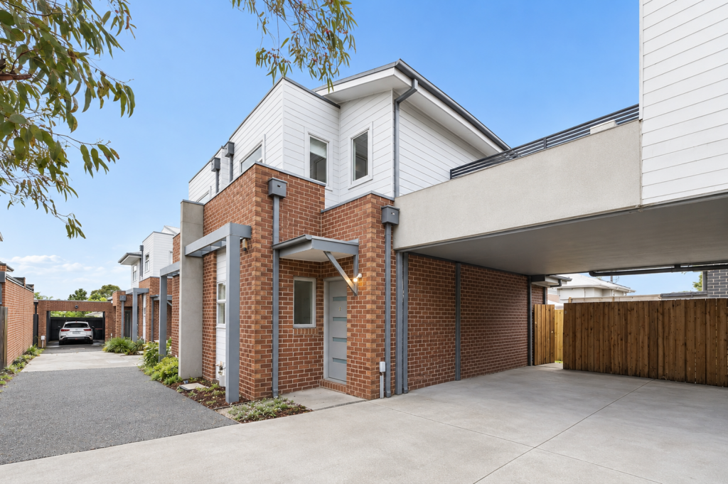 2/74 Wood St, Preston, VIC 3072