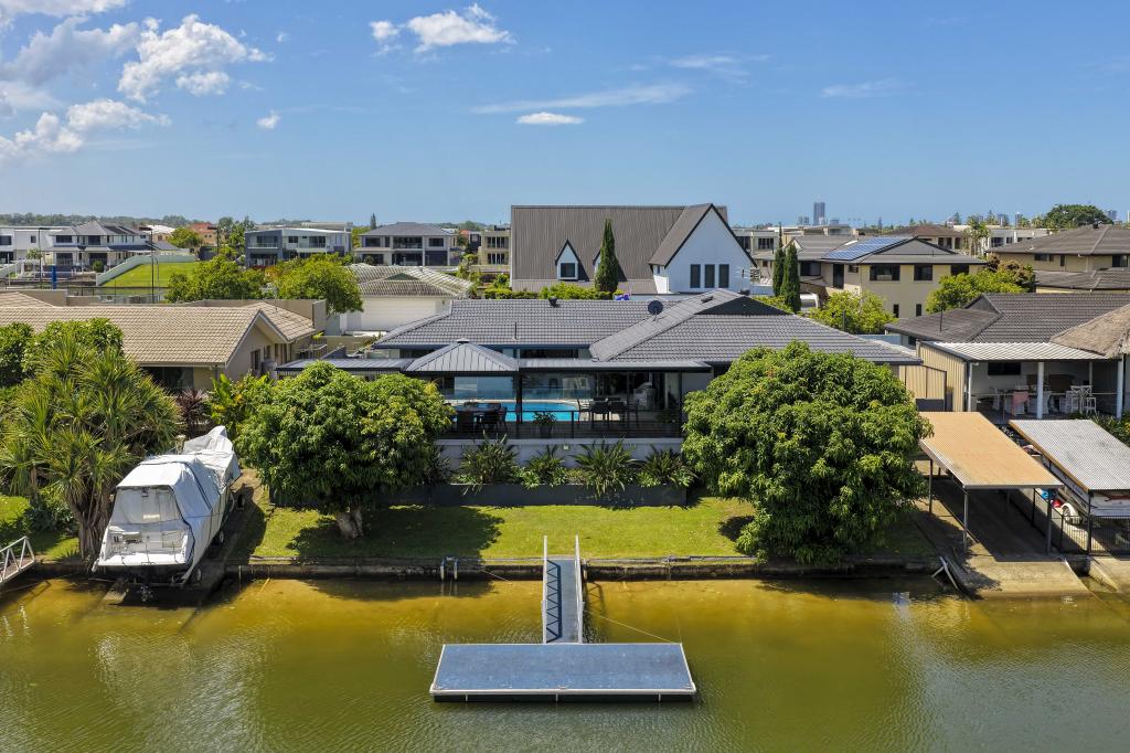 16 Namatjira Ct, Broadbeach Waters, QLD 4218