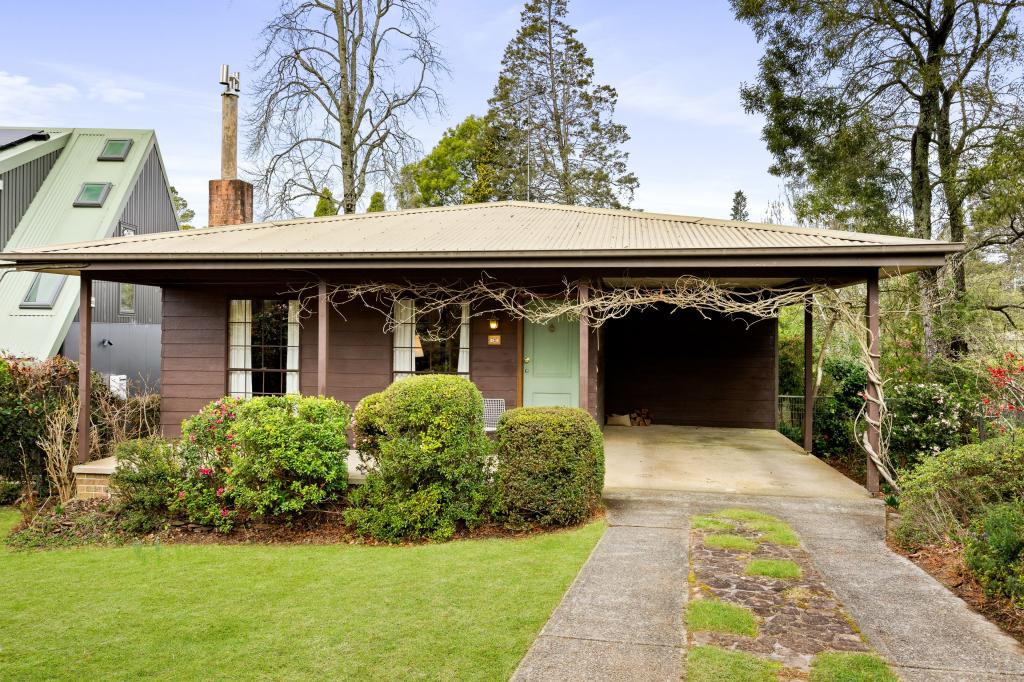 3 Barratt St, Blackheath, NSW 2785