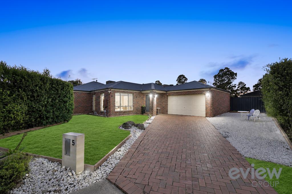5 RADIATA CL, MANOR LAKES, VIC 3024