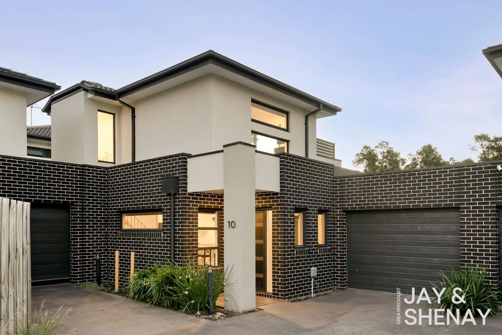 10/13 BAILEYANA DR, ENDEAVOUR HILLS, VIC 3802