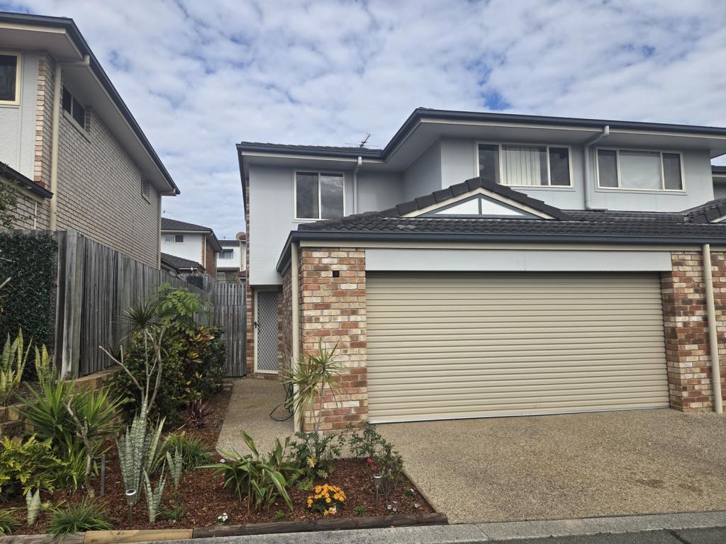 3/100 Oakmont Ave, Oxley, QLD 4075