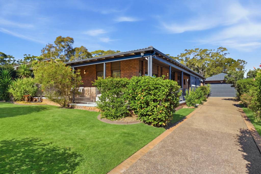4 Waratah St, Bateau Bay, NSW 2261
